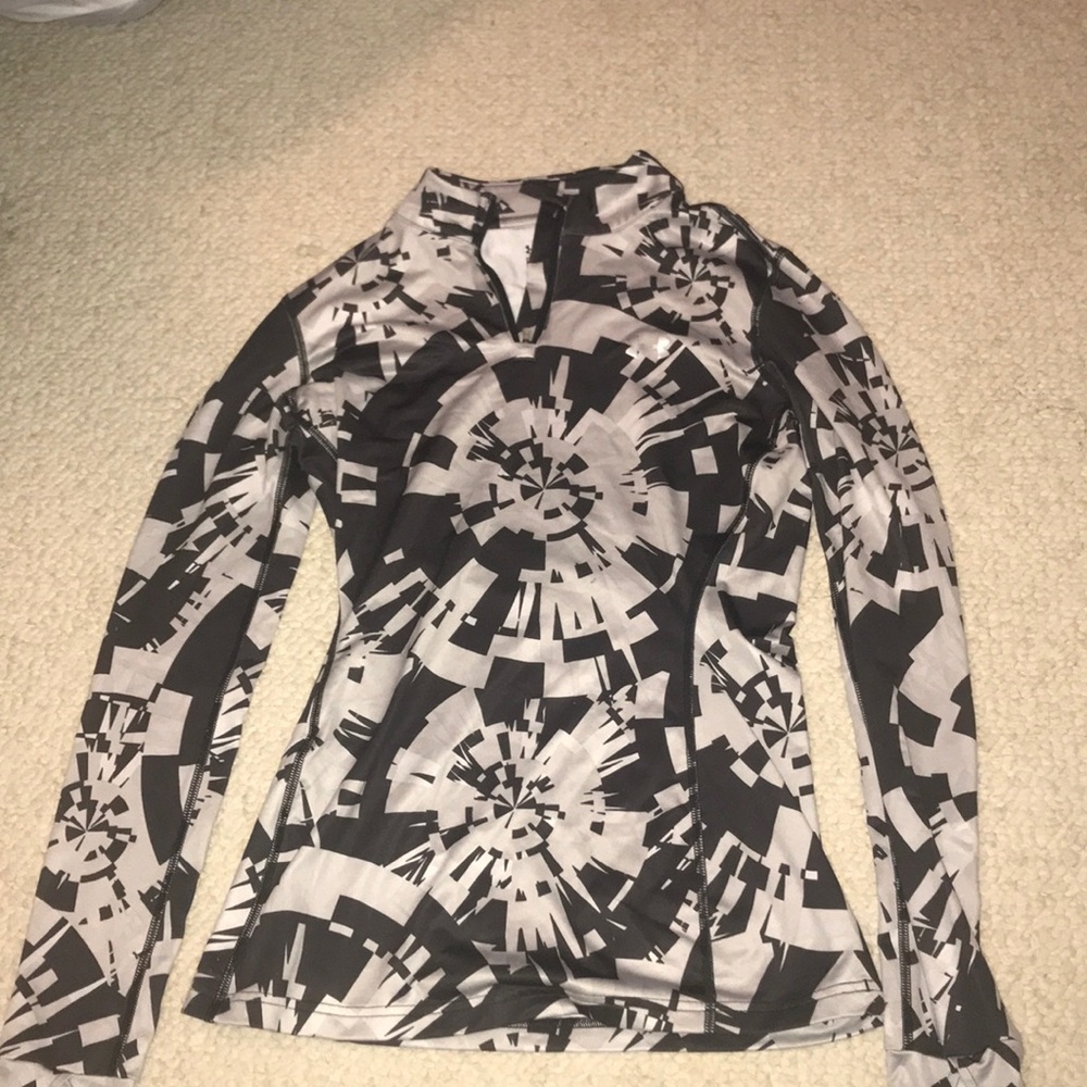 Under Armour - Fitted Pullover